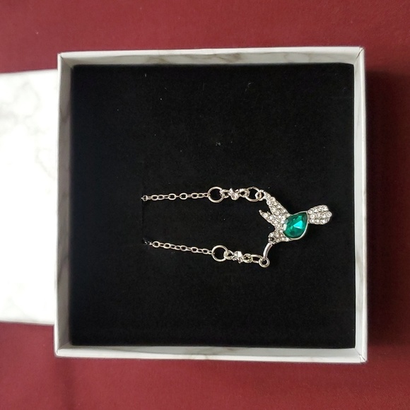 NWOT Rhinestone Hummingbird Silver Necklace - Picture 3 of 5